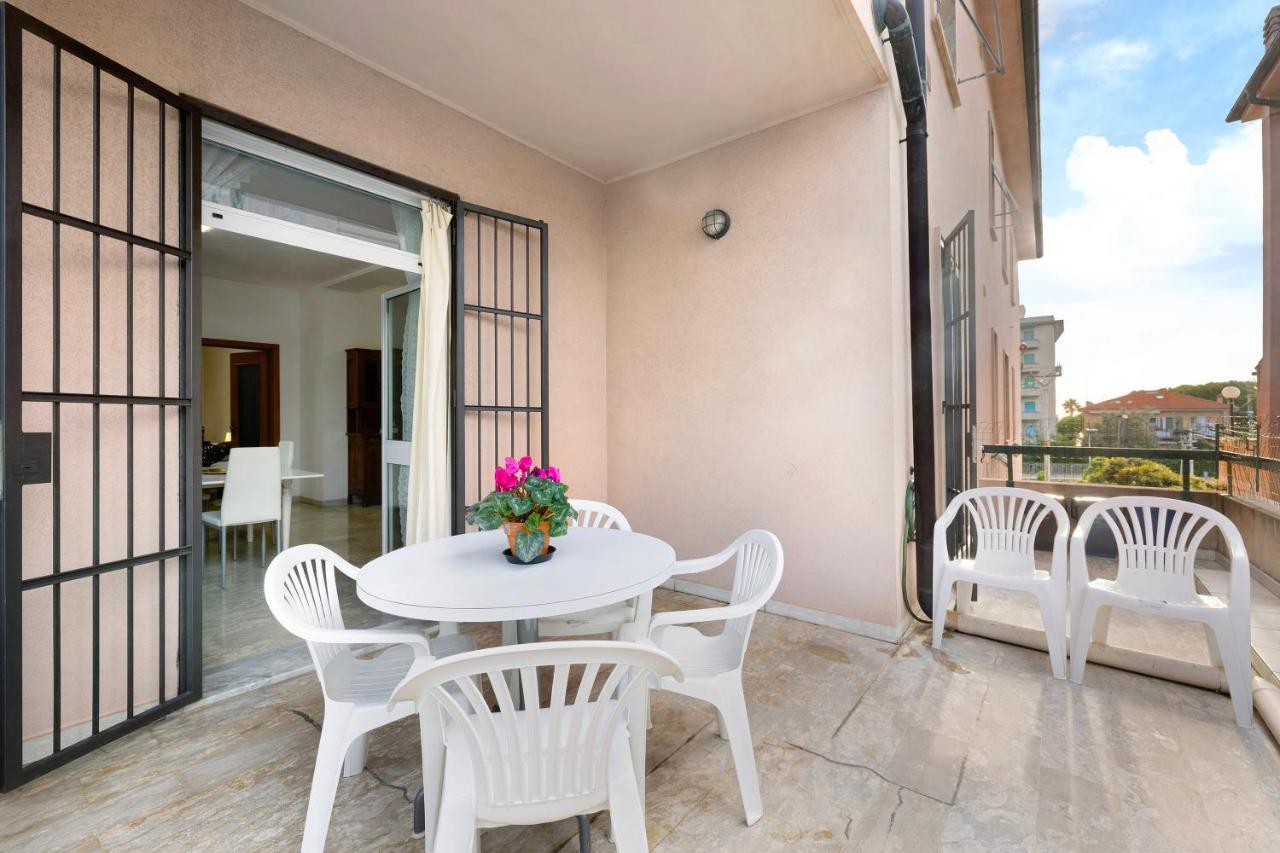 Casa Rosa Apartment Loano Exterior foto